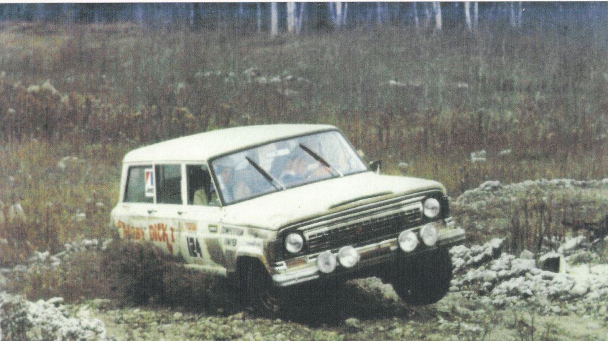 a jeep wagoneer running a rally race