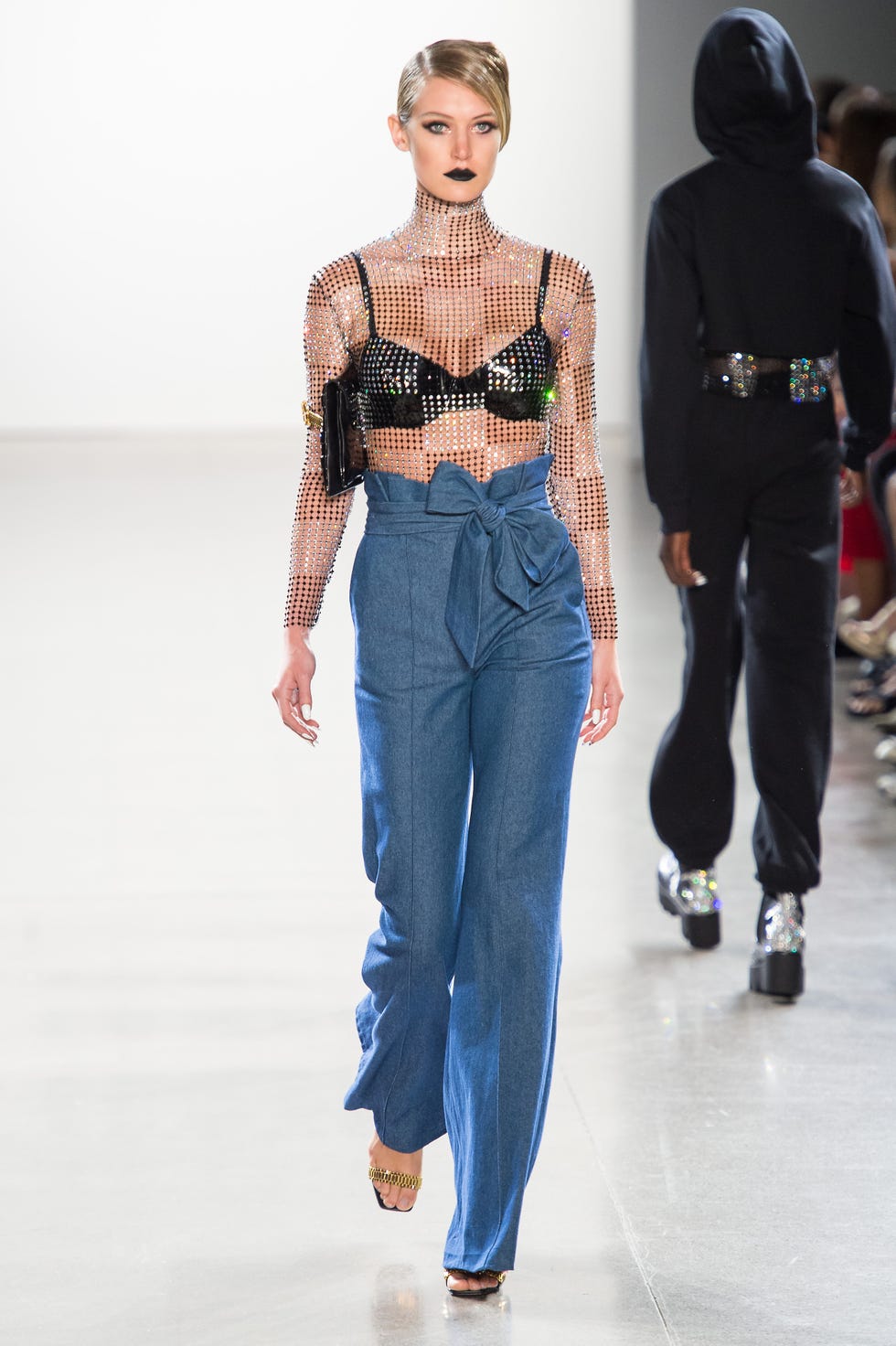 31 Spring 2019 Fashion Trends - Top Spring Runway Trends for Women