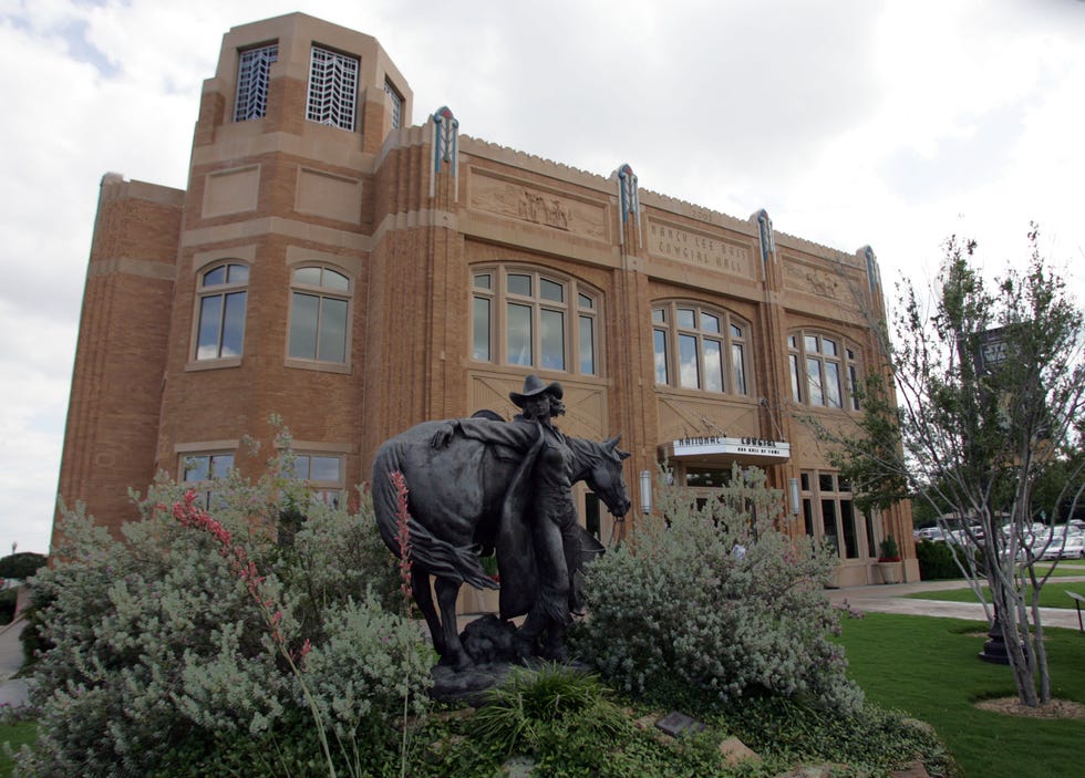 cowgirl museum and hall of fame country living best things to do in fort worth