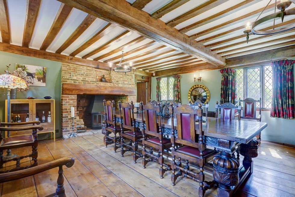 16th century grade ii listed house up for sale