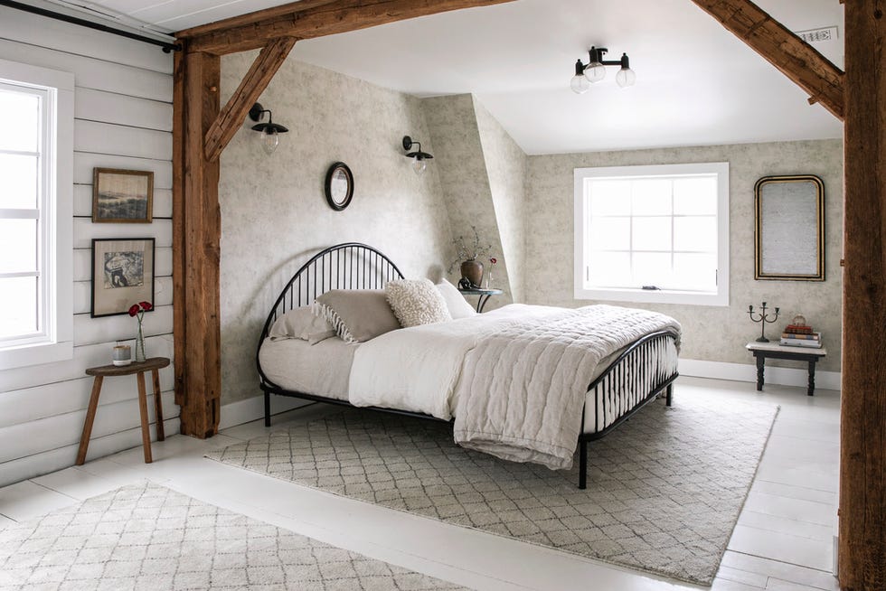 cozy bedroom design ideas zio a bedroom in a log cabin that is mostly white and super cozy