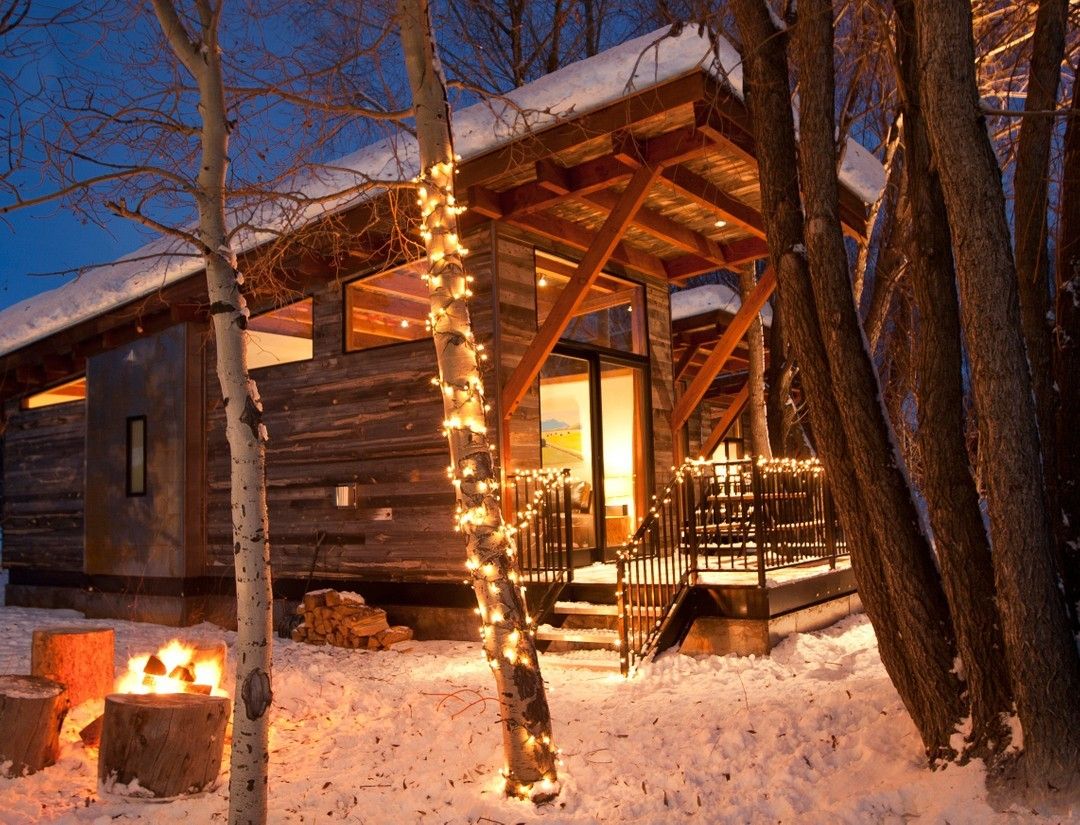 Cozy Winter Retreat: The Christmas Yeti's Hideaway