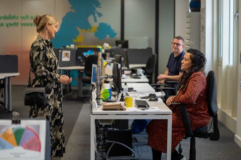 hrh the countess of wessex visited childline’s headquarters to thank staff and volunteers for their dedication during the pandemic, photography by cpg photography ltd