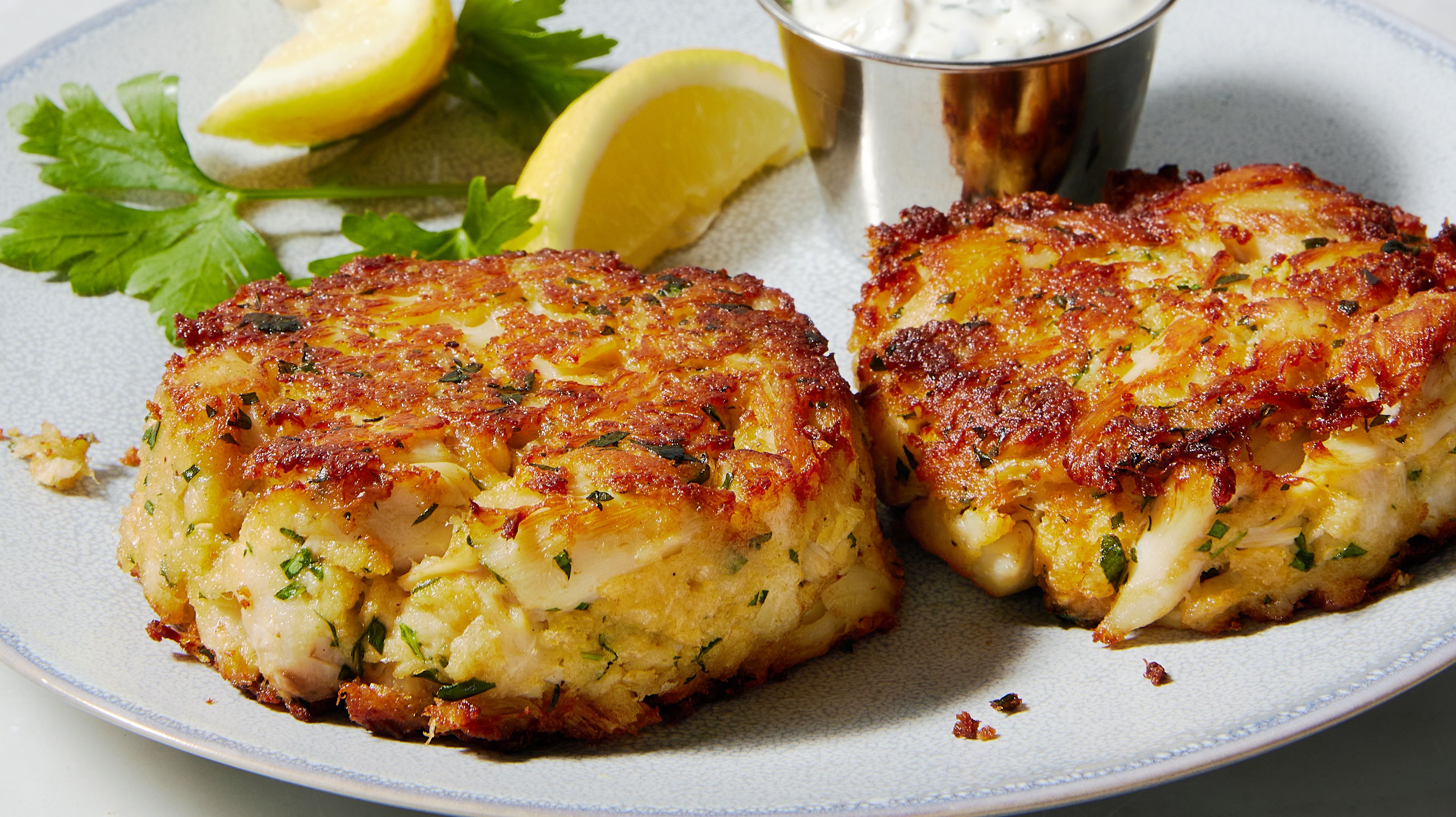 OLD BAY Crab Cake Classic Seasoning Mix 5 lb - Premium Blend of Bread  Crumbs and Herbs to Make Extraordinary Crab Cakes 