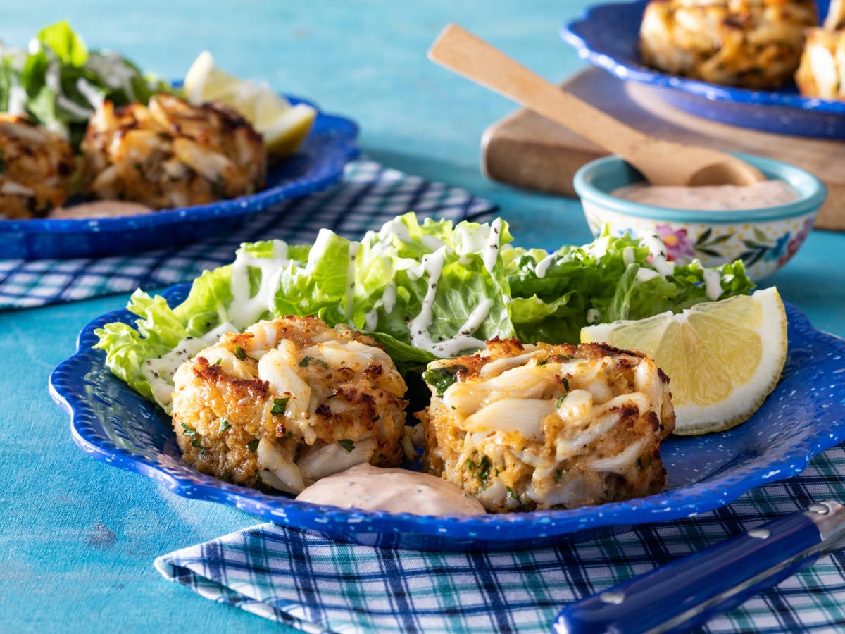 Best Crab Cakes Recipe - How to Make Crab Cakes