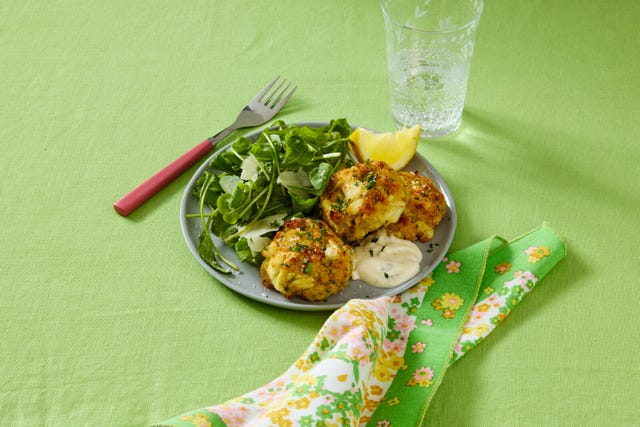 Crab Cakes with Arugula Salad Recipe - Best Crab Cakes Recipe