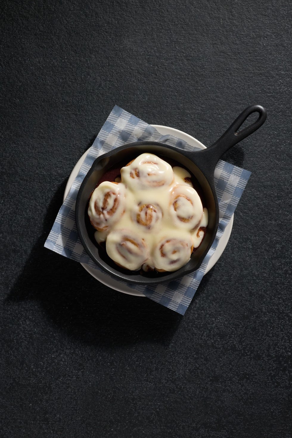 cinnamon roll skillet