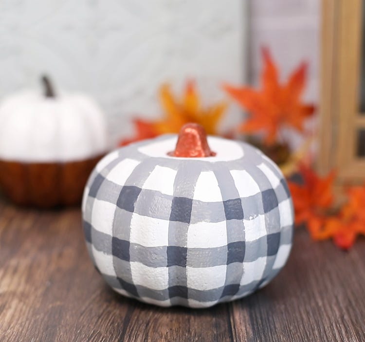 38 Pumpkin Painting Ideas for Halloween 2024