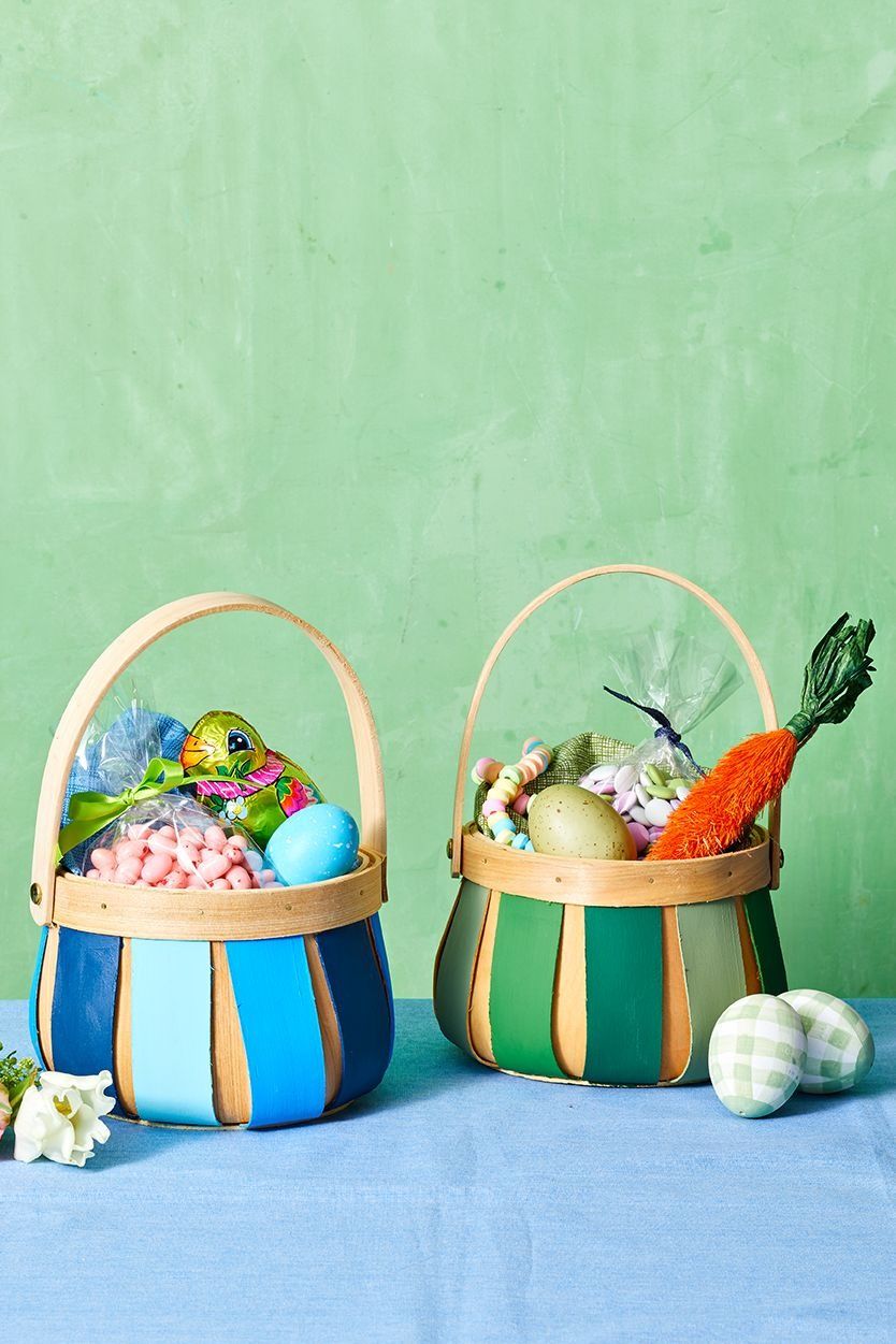 crafts for kids, two painted baskets with eggs inside