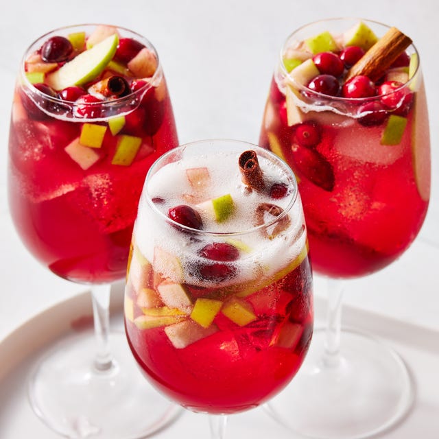 cranapple sangria in a wine glass