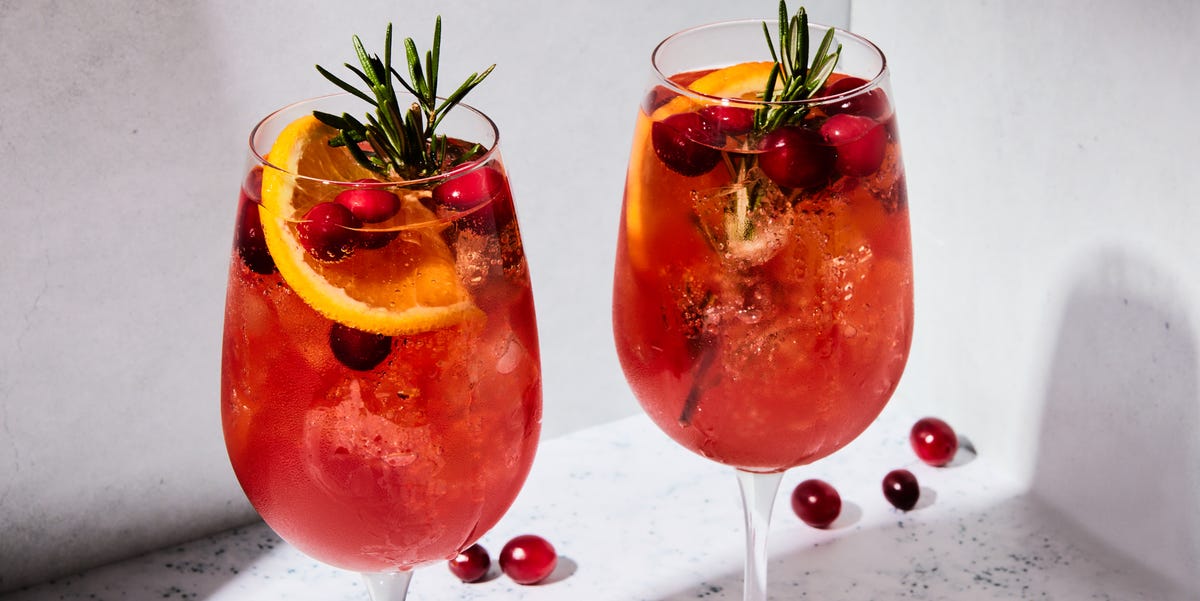 preview for Cranberry-Aperol Spritz Will Be THE Drink Of The Holiday Season