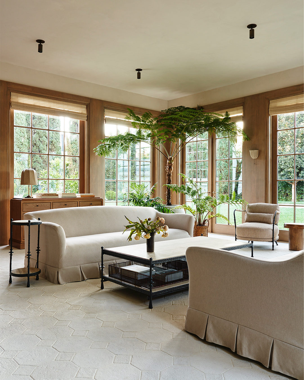 skirted furniture in a living room