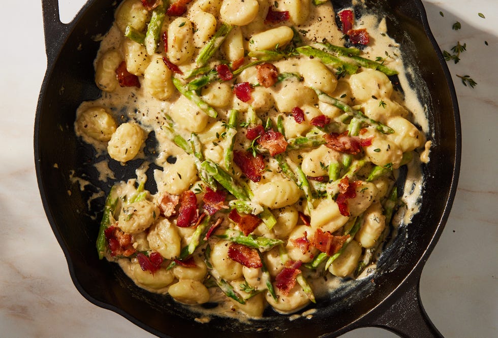 creamy asparagus bacon gnocchi