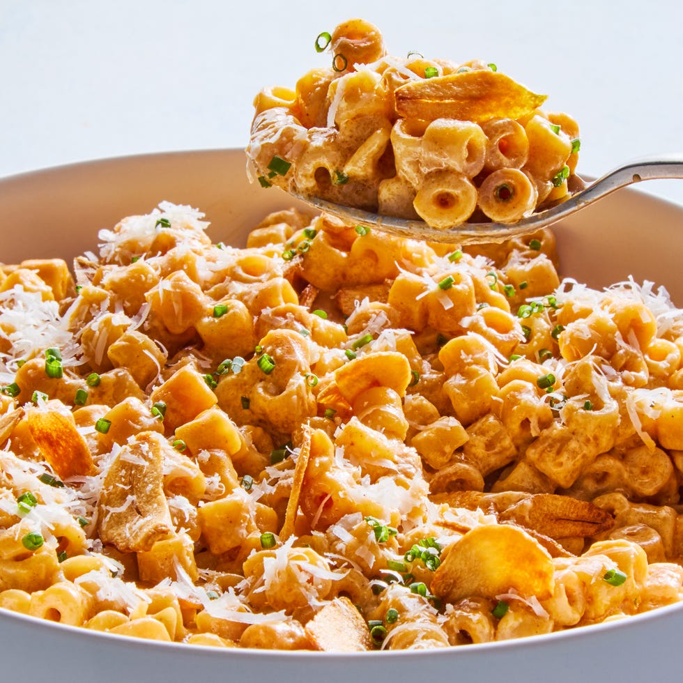 creamy garlicky alfredo ditalini