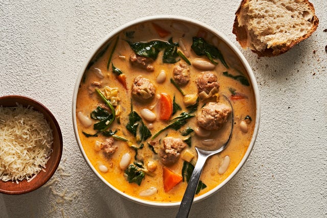 creamy sausage and white bean soup