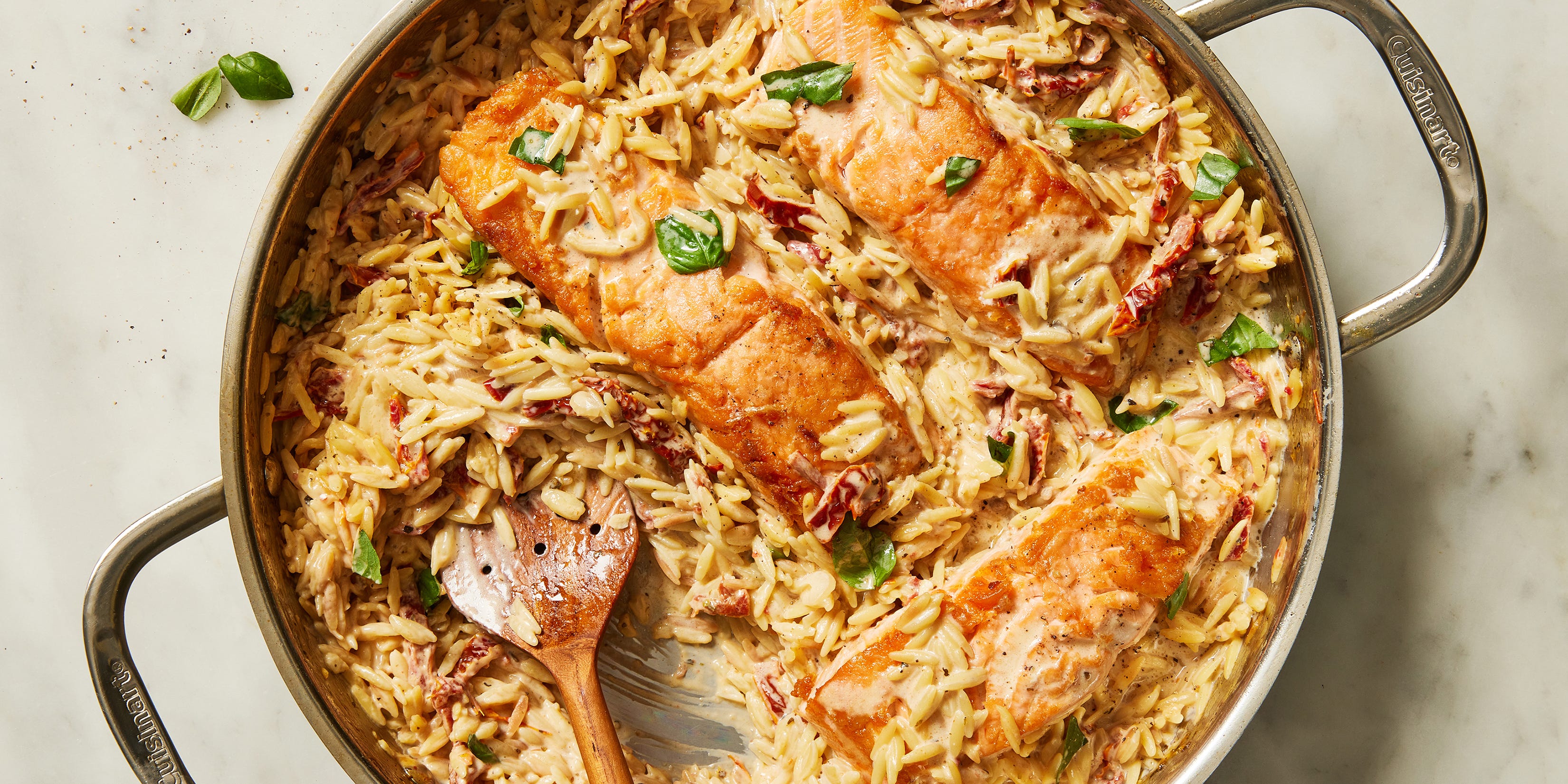 This Creamy Sun-Dried Tomato Salmon Dinner Has Boxes Of Orzo Flying Off Shelves Everywhere