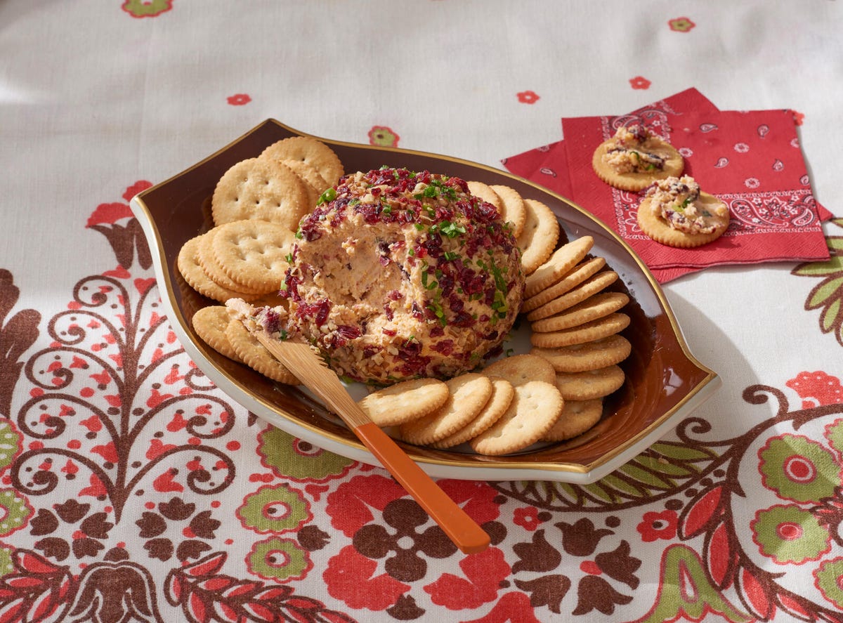 Easy Cranberry-Pecan Cheese Ball Recipe - How to Make Cranberry-Pecan ...