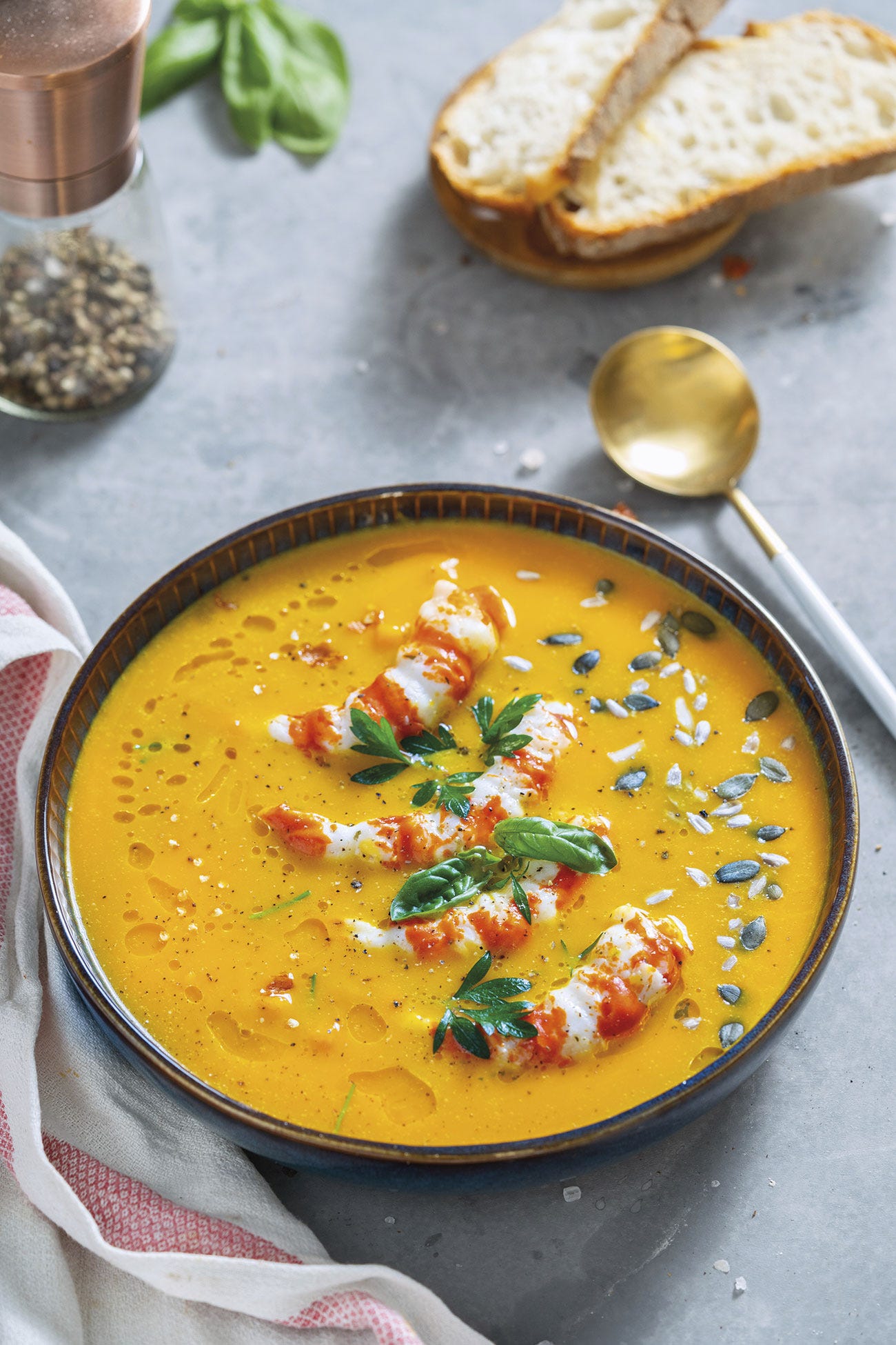 crema de calabaza con langostinos