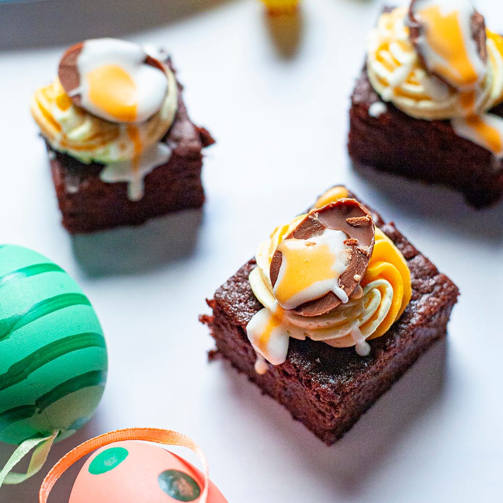 easter chocolate cake recipes crème egg traybake cake