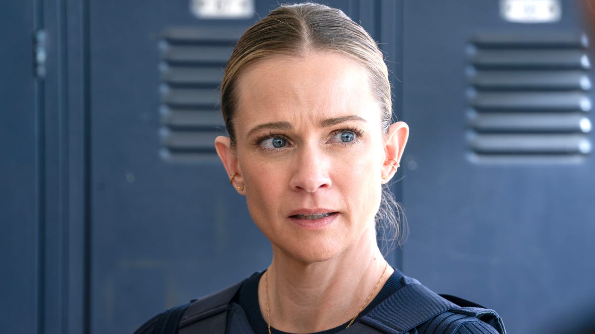 📢 Criminal Minds: Evolution Season 3 – Fans Anxiously Await J.J.'s Journey Amid Darker Storylines