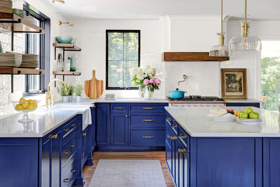 blue and white kitchen of kelly ross