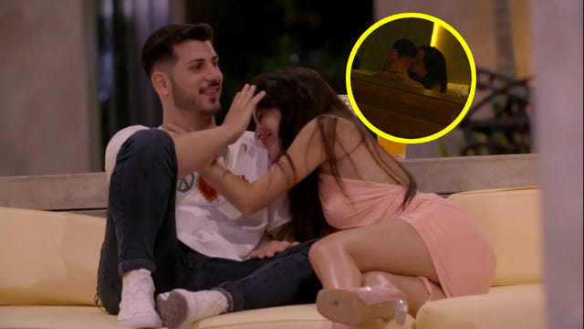 cristian y maría ángeles se besan en 'la isla de las tentaciones'