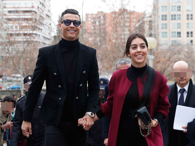 Cristiano Ronaldo y Georgina Rodríguez llegan a la Audiencia Provincial de Madrid