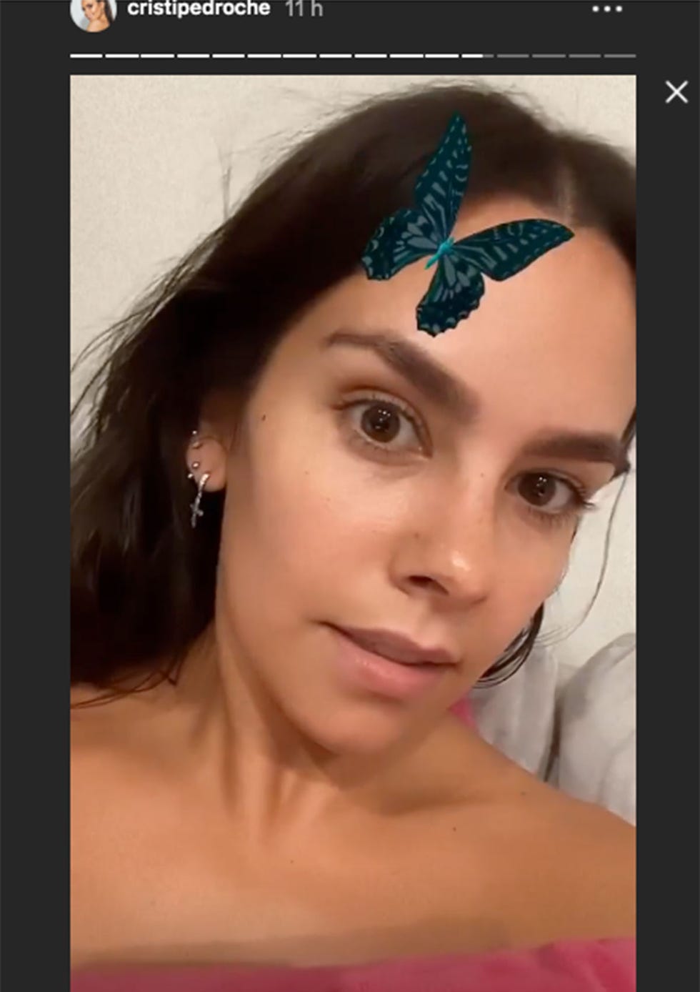 cristina pedroche cuenta su secreto para tener unas cejas perfectas la presentadora se tiñe las cejas, no porque tenga canas, sino para hacerlas más pobladas y definidas
