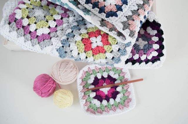 crochet baby girl blanket