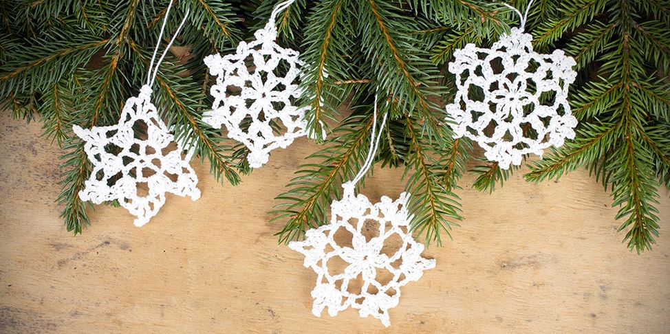16 Easy Crochet Christmas Ornaments - DIY Crochet Ornament Patterns