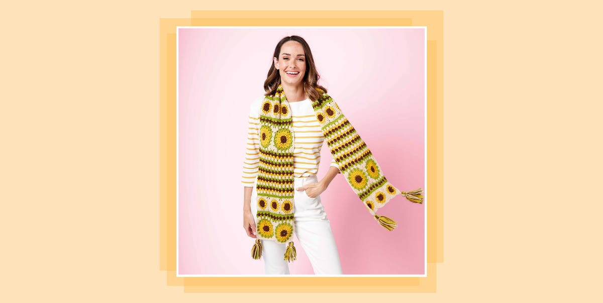 How to crochet a scarf with our free pattern