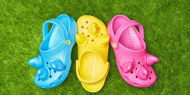 maskinskriver lys pære lukker Crocs Made A Peeps-Inspired Shoe That Comes In Three Colors