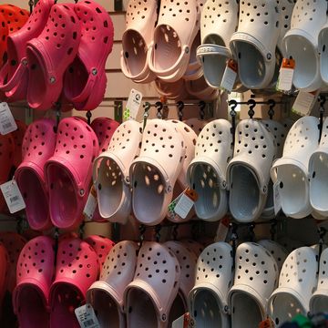 popular rubber clog crocs struggling to stay in business amid weak demand
