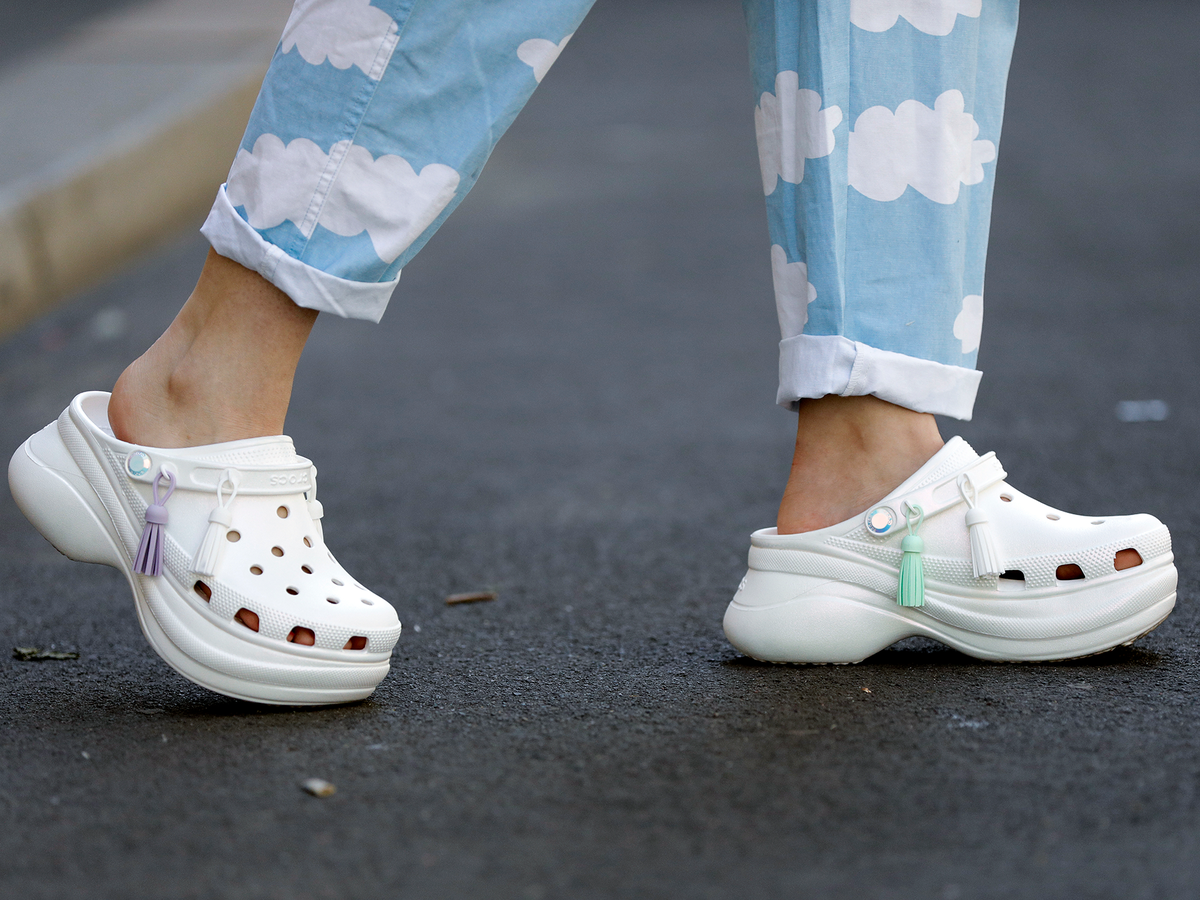 How to Wear that Ugly Dad Sneaker Trend and Not Look Ridiculous