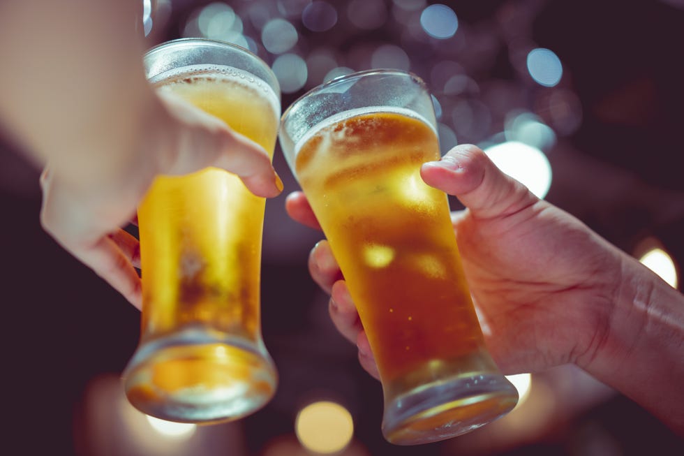 Cerveza con electrolitos frente a bebidas deportivas 