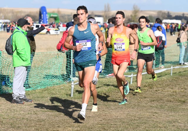 jesús gómez se gana un sitio en el relevo del europeo de cross de turín