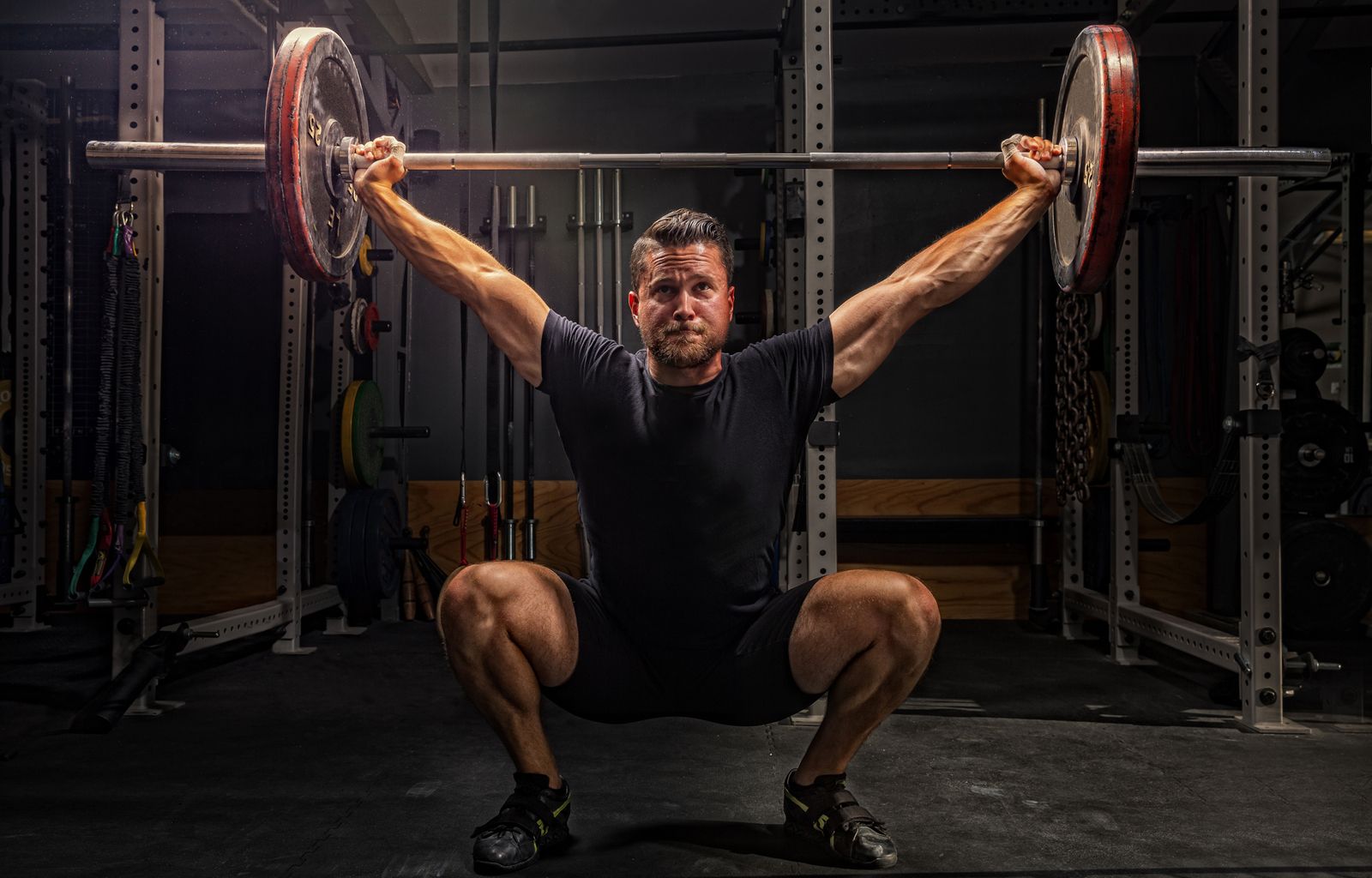 Rodilleras de potencia para levantamiento de pesas - ROJO ALPHA GYM