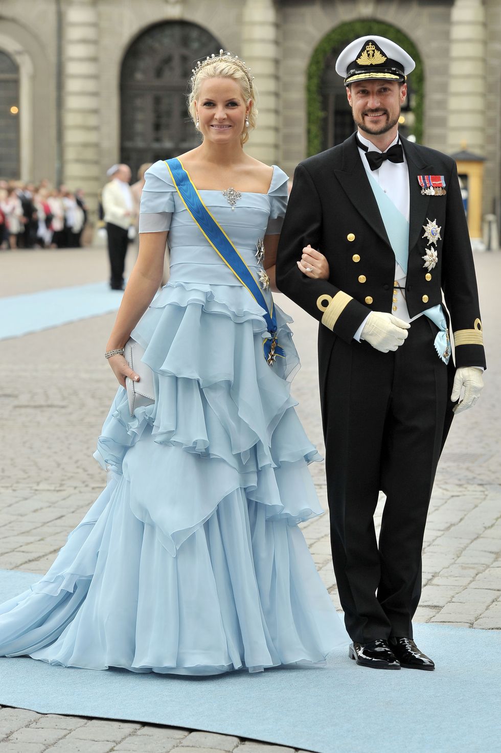wedding of swedish crown princess victoria  daniel westling arrivals