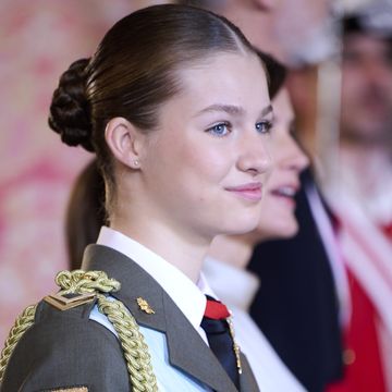 spanish royals celebrate new year's military parade 2024