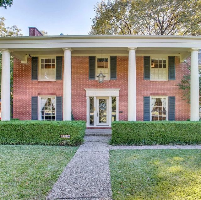 the colonial style house in dallas texas that acts as martin harris's residence in cruel summer, on freeform and hulu