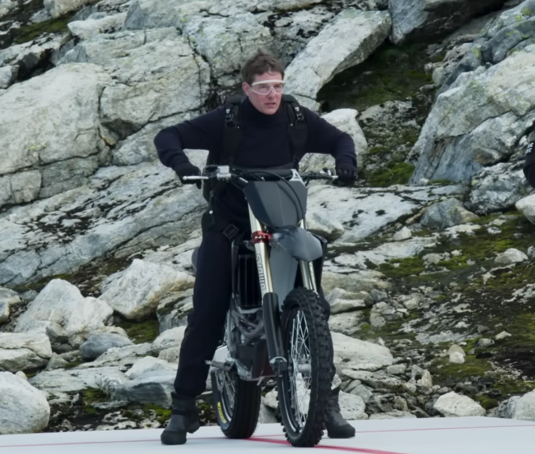 Watch Tom Cruise Rehearse and Perform the 'Biggest Stunt in Cinema History'