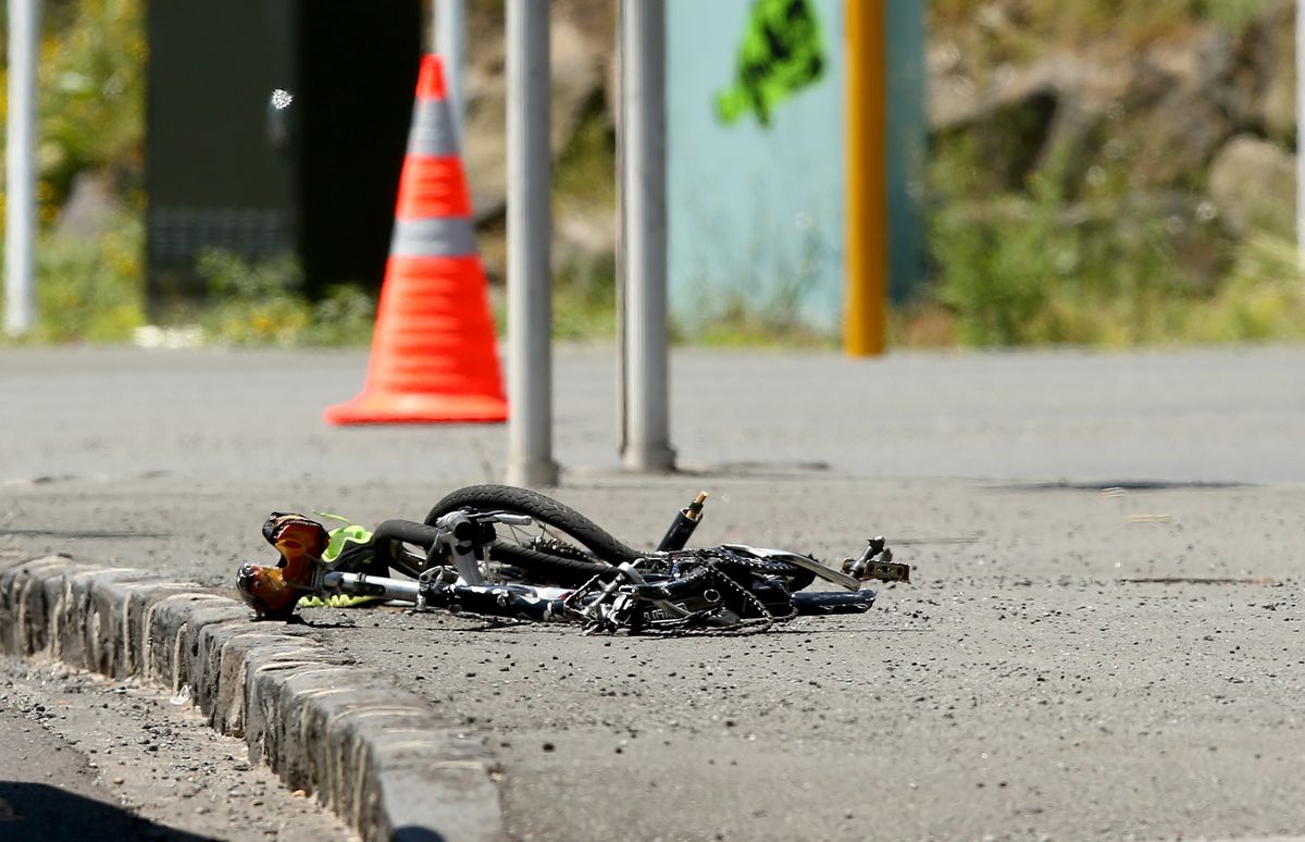 cyclist killed in traffic accident in auckland