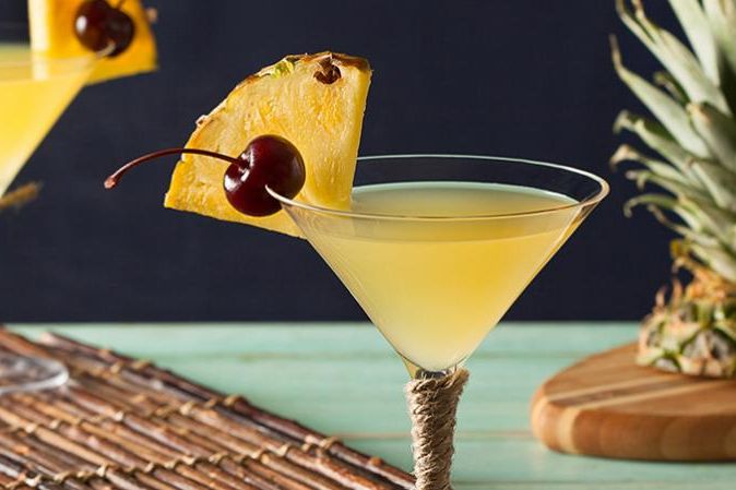 3 Delicious Coconut Cocktail Recipes — Plus Boho Coconut Party Inspo!
