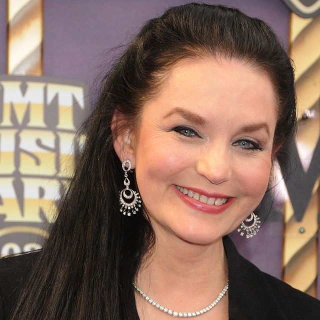 crystal gayle photo via getty images