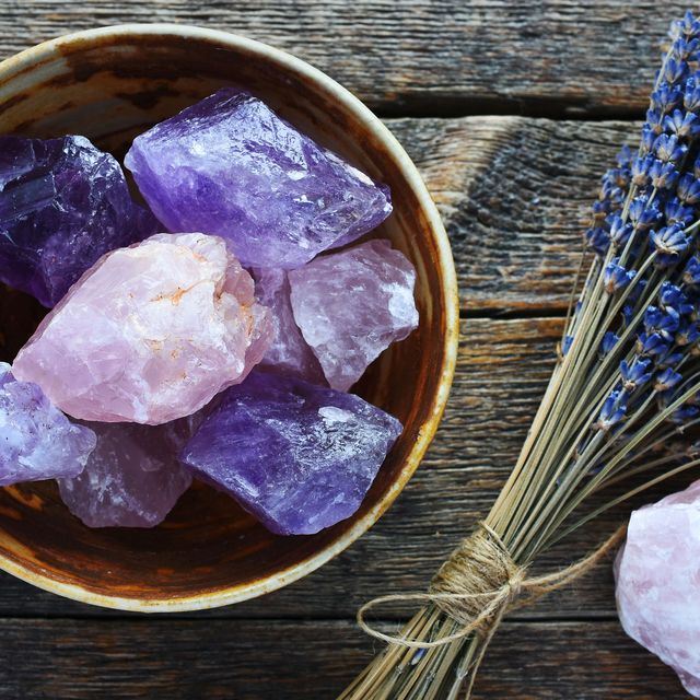 Ultimate Guide To Rose Quartz Healing Properties & Benefits