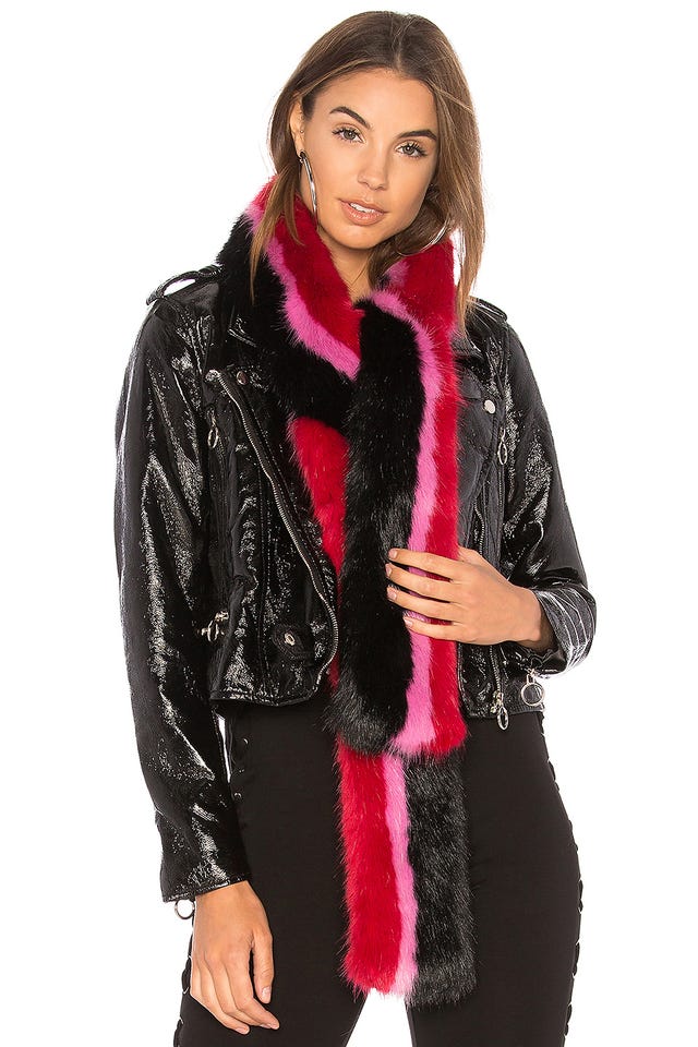 Clothing, Fur, Pink, Outerwear, Scarf, Stole, Fur clothing, Hood, Magenta, Jacket, 