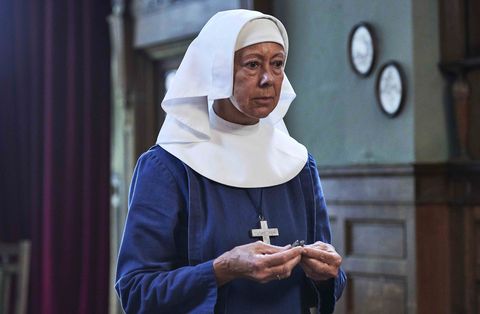 call the midwife's sister julienne played by jenny agutter