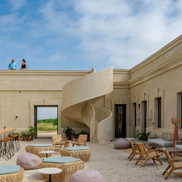cuartel del mar, restaurante en cádiz en primera línea