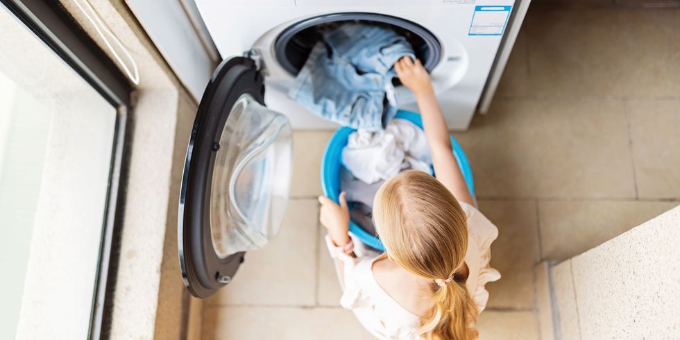 ¿Cómo quitar los pelos de la ropa en la lavadora de forma eficiente?