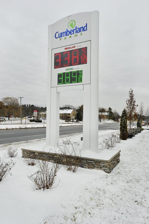 cumberland farms gas station open on christmas day